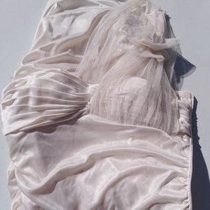 Beautiful white one shoulder Arden B. Dress!